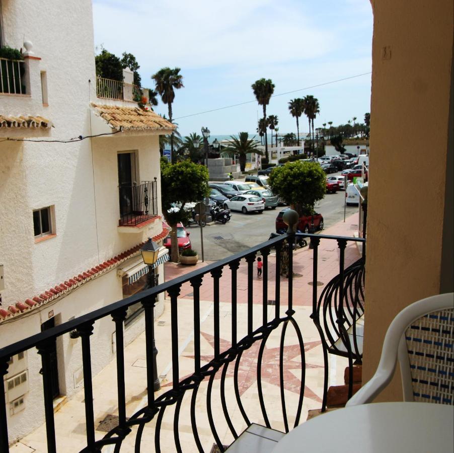Carihuela Beach Apartment, 2Nd Line Torremolinos Exterior photo